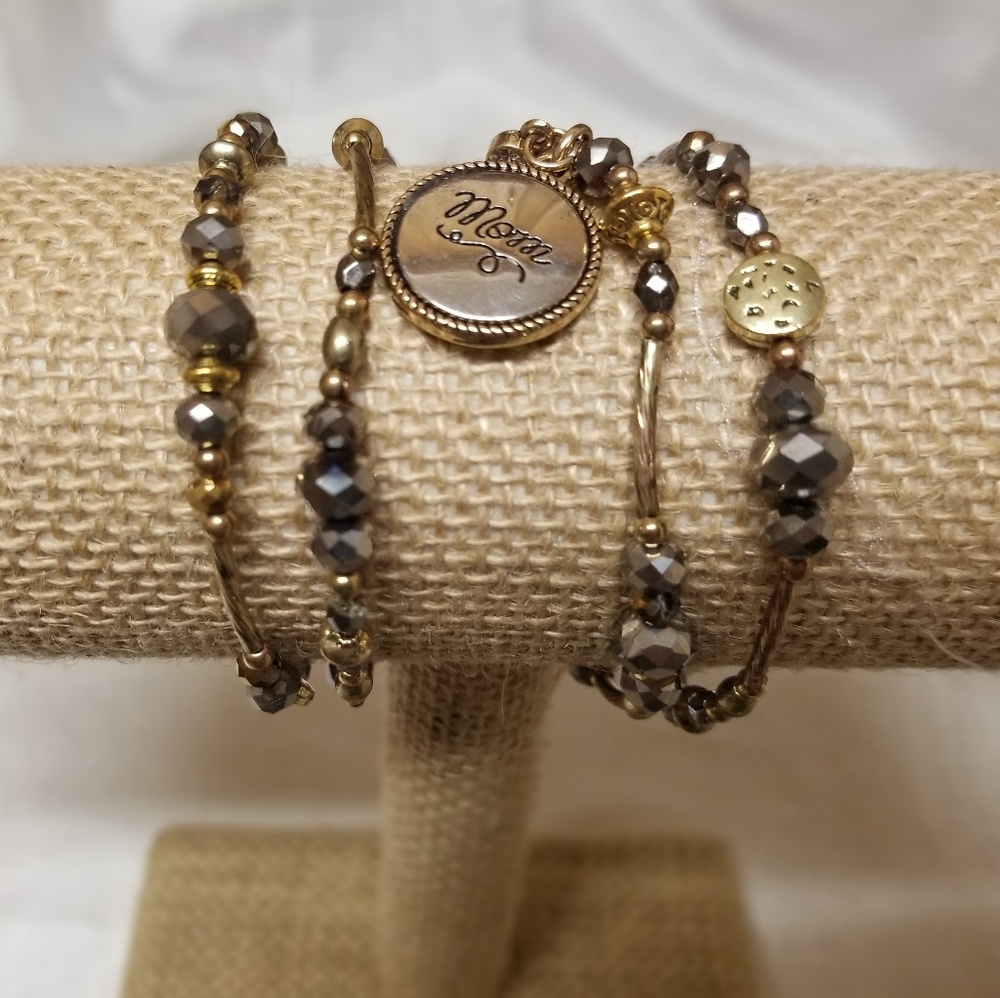 Handmade stretch bracelets - Picture 3 of 4